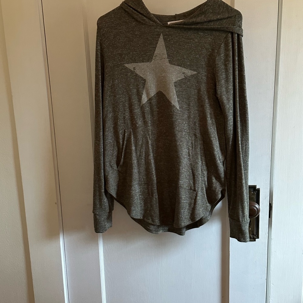 Lightweight hoodie